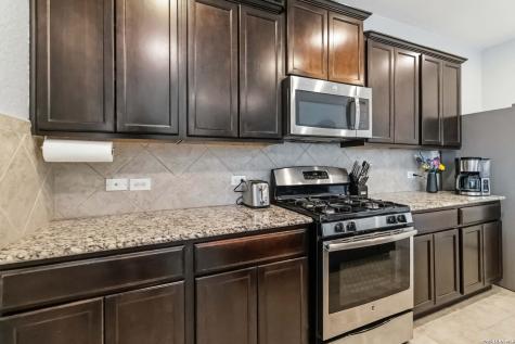 8120 Dublin Forest San Antonio TX 78253