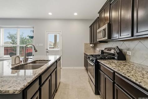 8120 Dublin Forest San Antonio TX 78253
