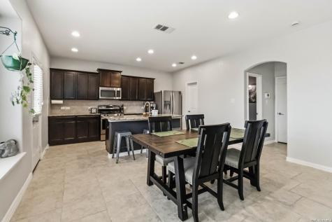 8120 Dublin Forest San Antonio TX 78253