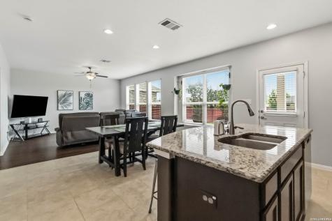 8120 Dublin Forest San Antonio TX 78253