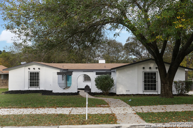 12602 La Bahia San Antonio TX 78233