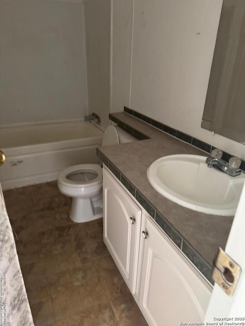 6010 Blind Meadow San Antonio TX 78222