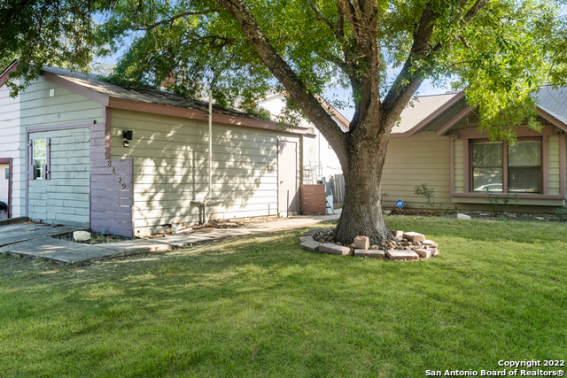 8429 Forest Ridge Drive San Antonio TX 78239