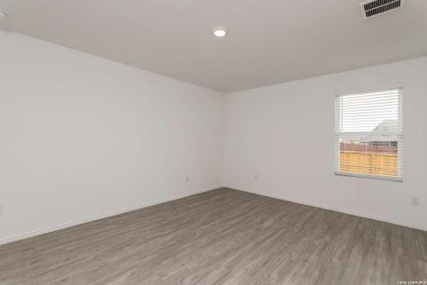 6634 Willow Landing Converse TX 78109