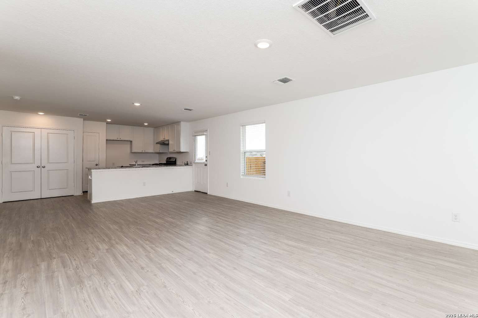 6634 Willow Landing Converse TX 78109