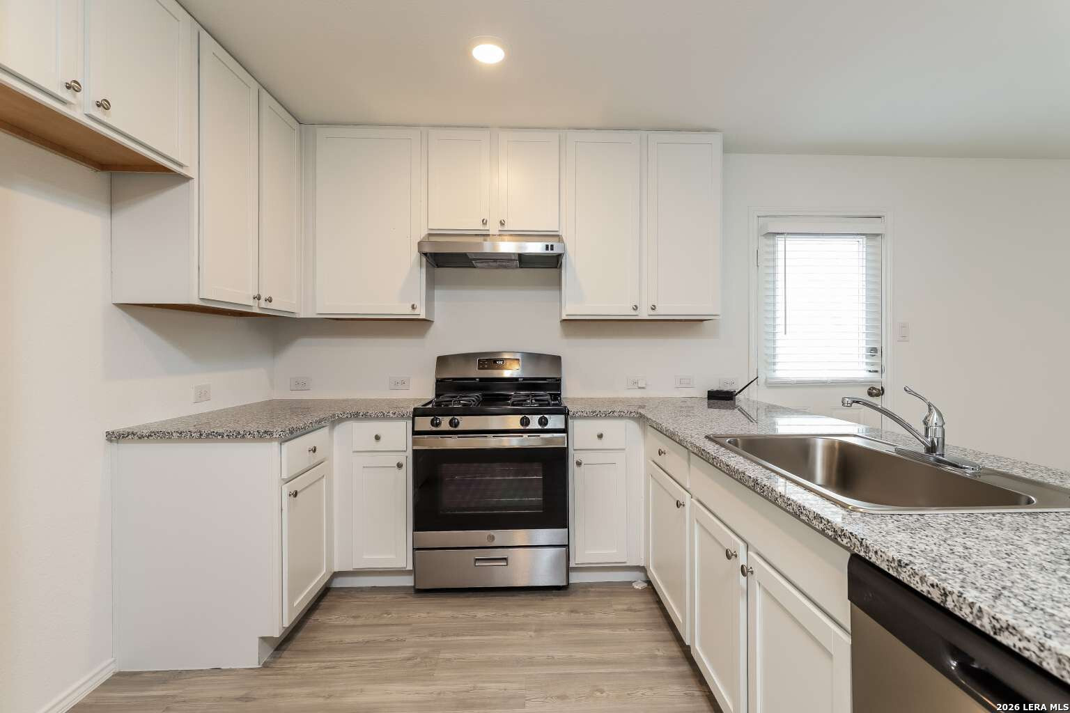 6634 Willow Landing Converse TX 78109