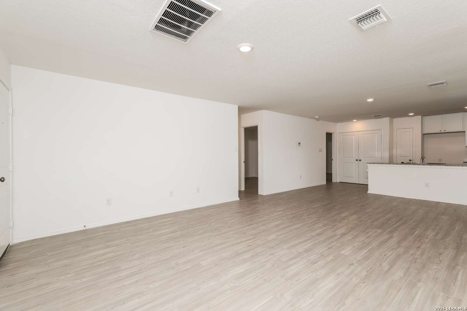 6634 Willow Landing Converse TX 78109