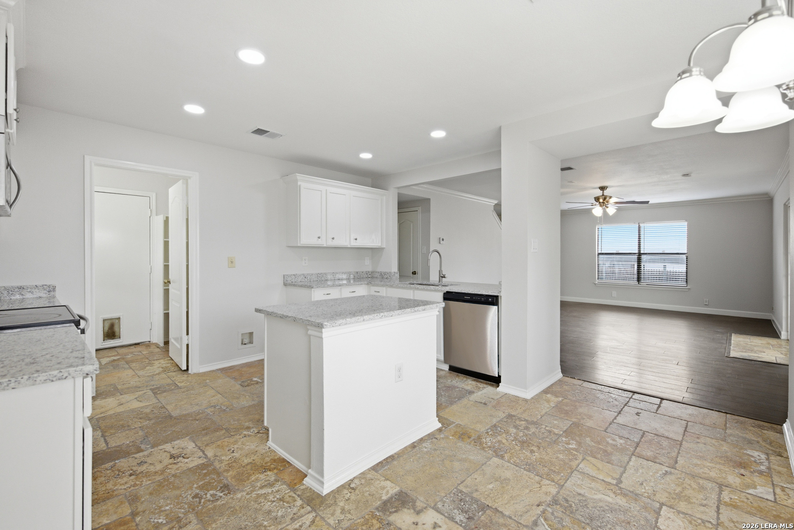 7134 Teton San Antonio TX 78233