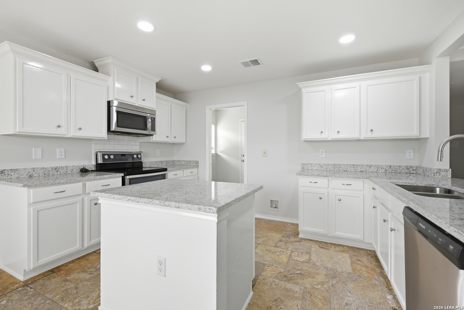 7134 Teton San Antonio TX 78233