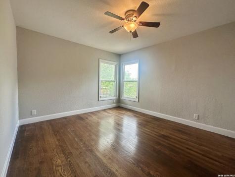 740 Rittiman Road Terrell Hills TX 78209