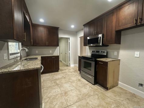 740 Rittiman Road Terrell Hills TX 78209