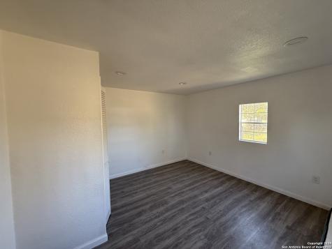 3948 State Highway 132 Lytle TX 78052
