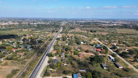 3948 State Highway 132 Lytle TX 78052