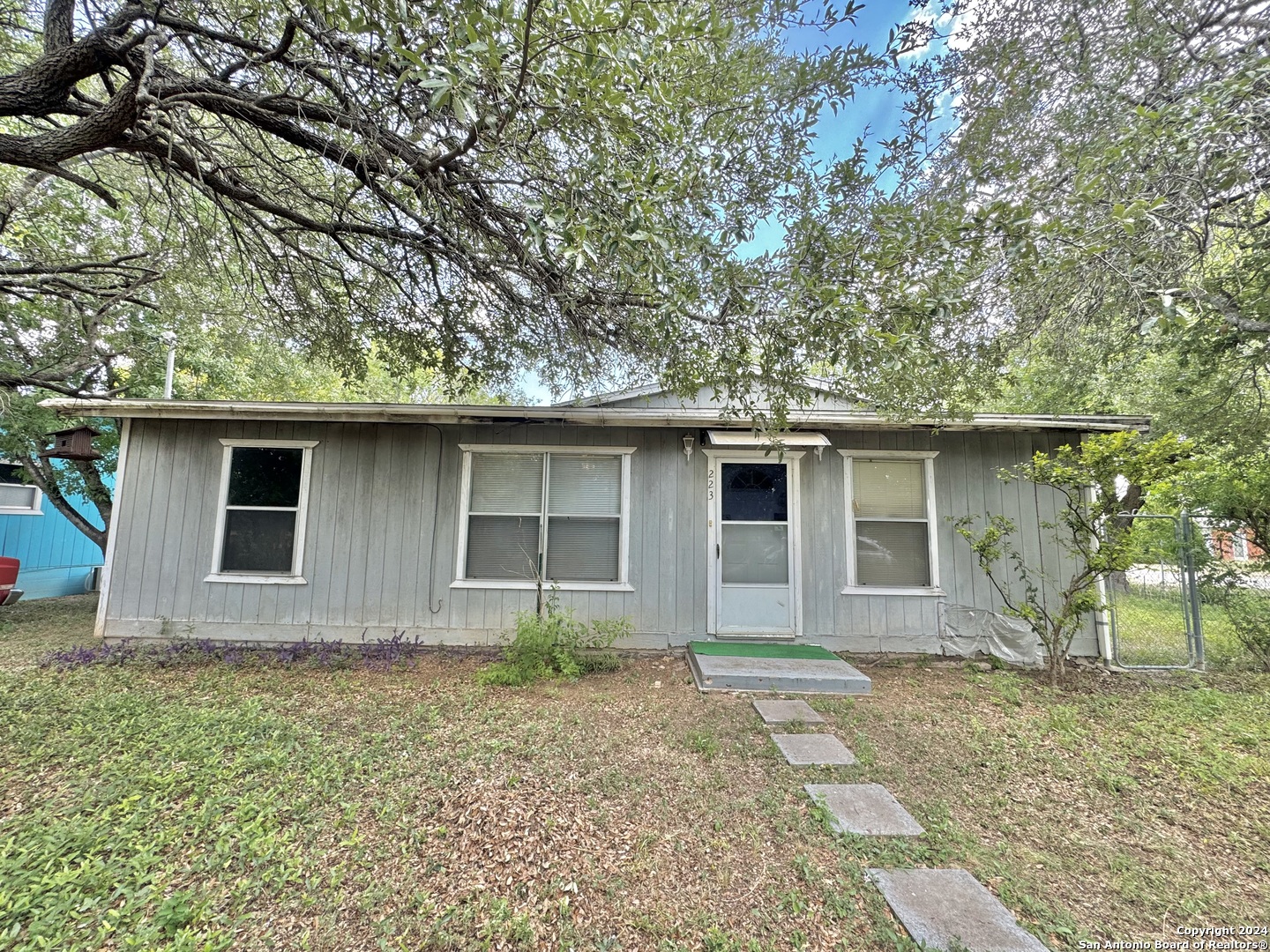 223 Geraldine Street Uvalde TX 78801