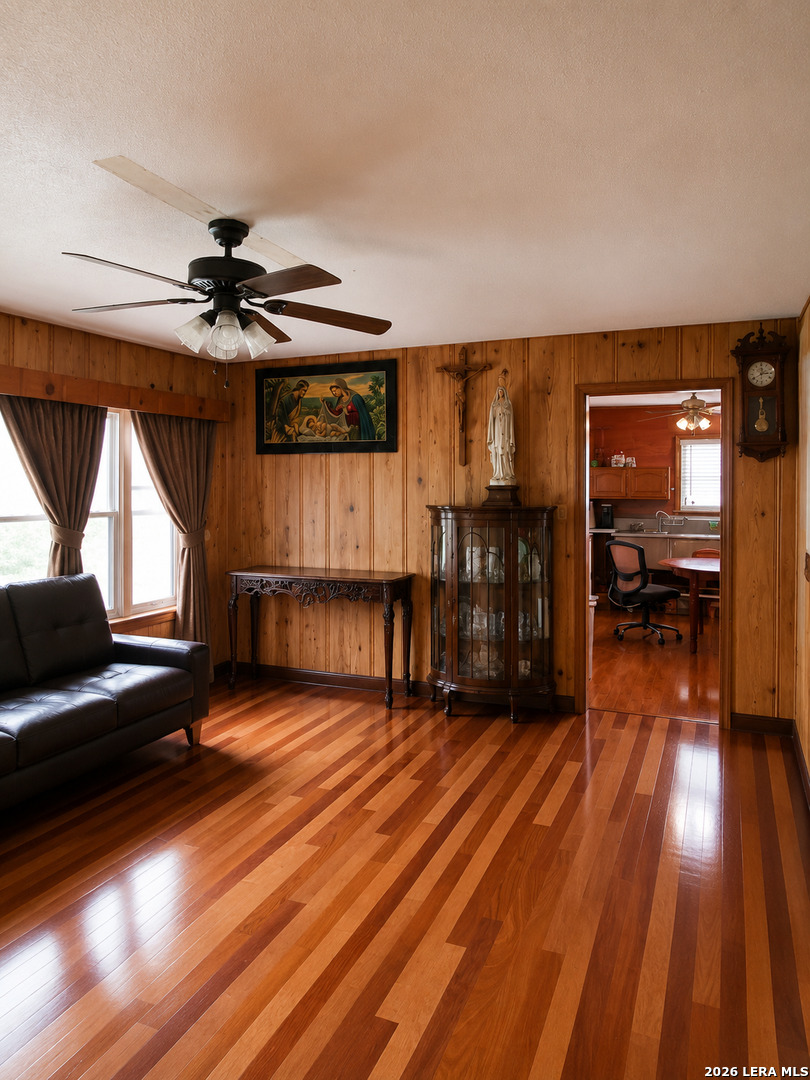 2106 E Southcross Boulevard San Antonio TX 78223