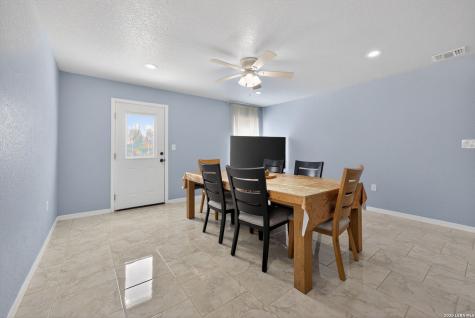 4326 Waterwood Pass Elmendorf TX 78112