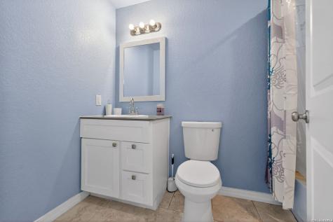 4326 Waterwood Pass Elmendorf TX 78112