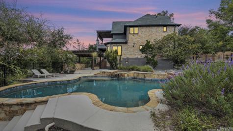 5831 Brittlyns Court Austin TX 78730