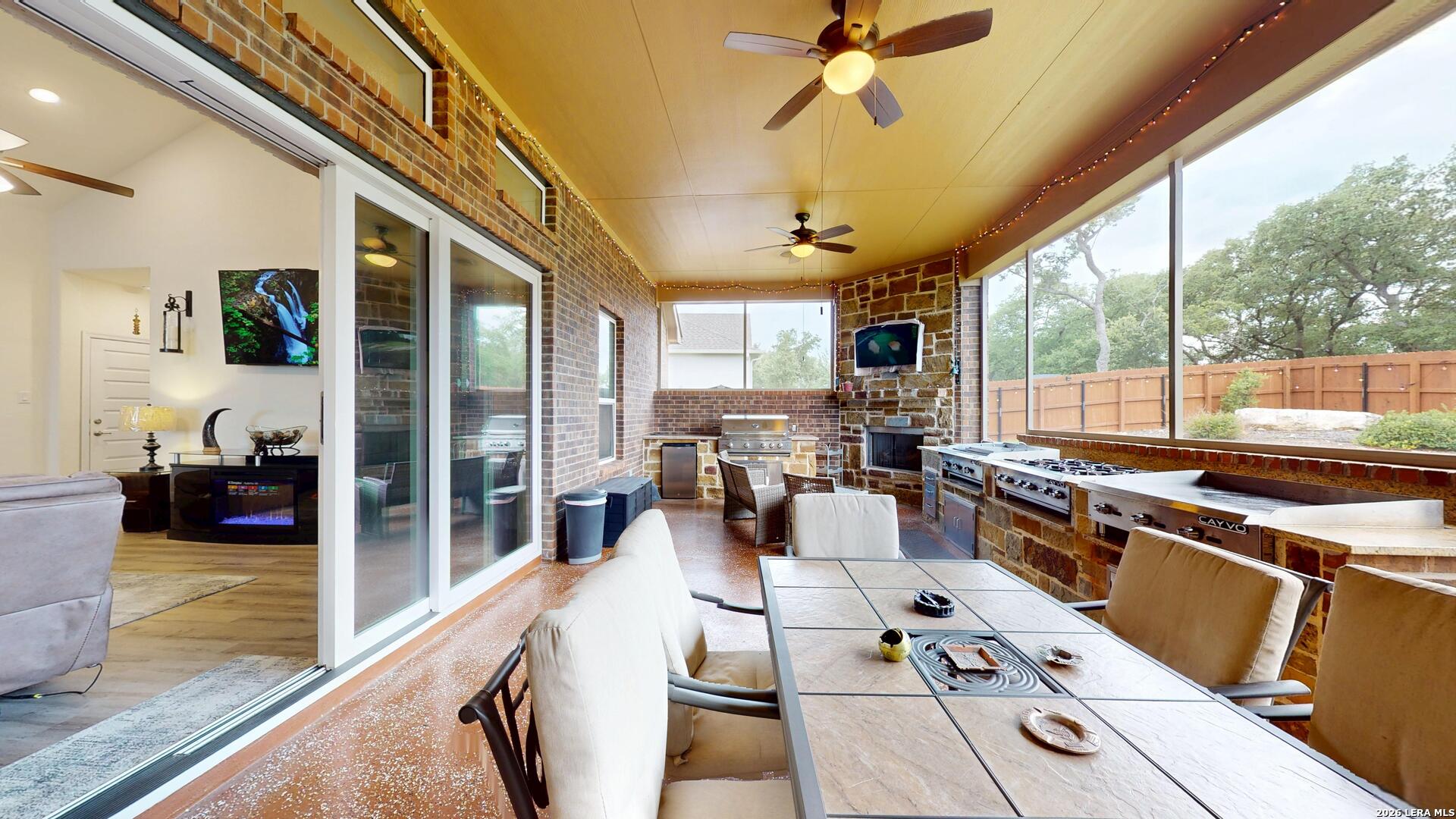 24027 Gavarra San Antonio TX 78261