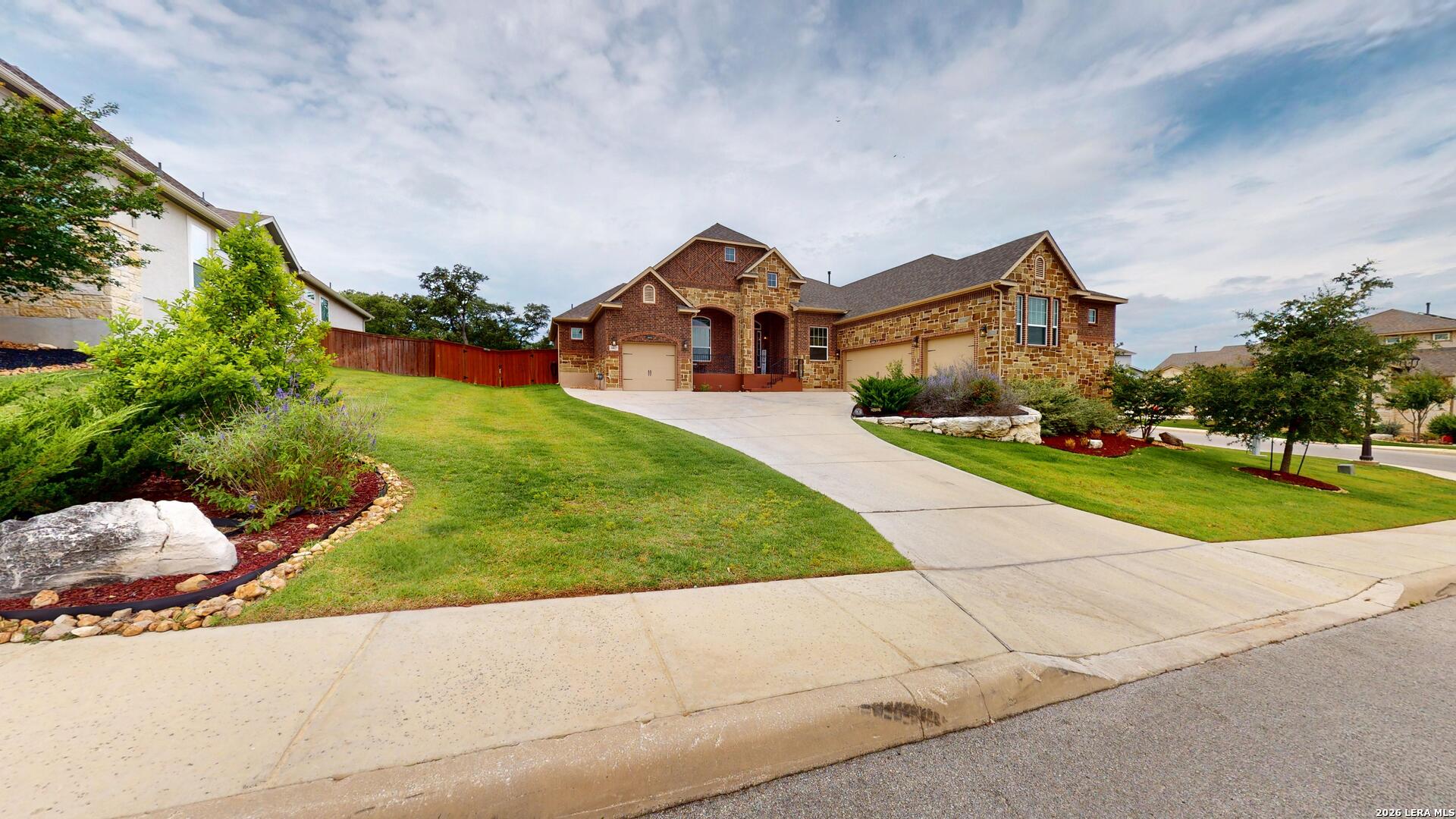 24027 Gavarra San Antonio TX 78261