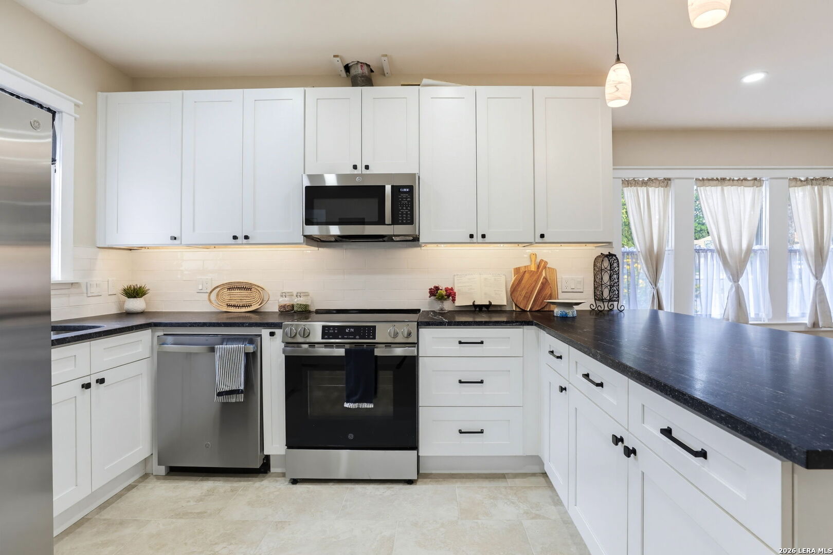 1036 W Russell Place San Antonio TX 78212