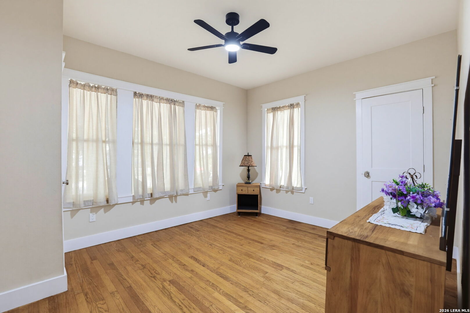 1036 W Russell Place San Antonio TX 78212