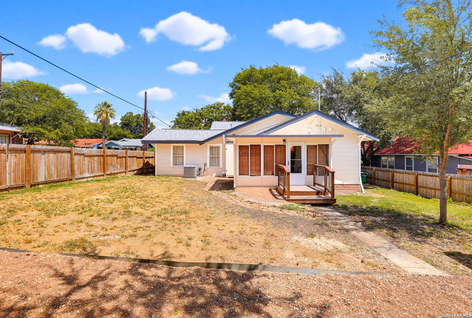1036 W Russell Place San Antonio TX 78212
