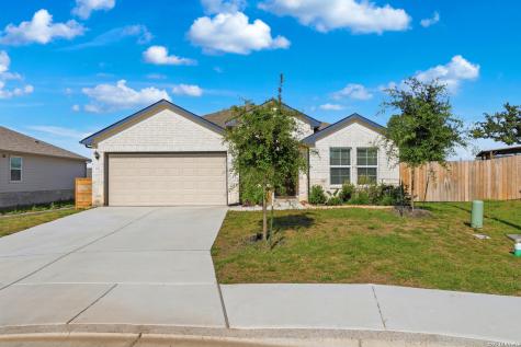 441 Milfoil Drive Seguin TX 78155