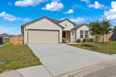 441 Milfoil Drive Seguin TX 78155