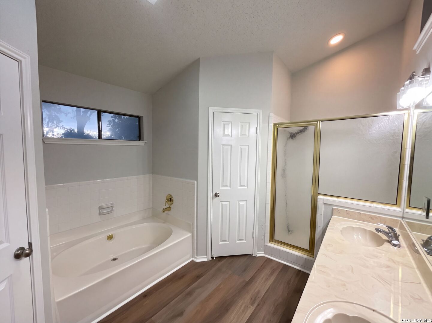 7724 Benbrook San Antonio TX 78250