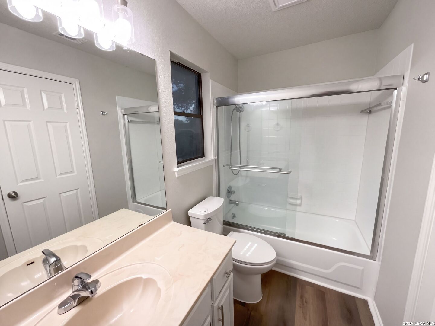 7724 Benbrook San Antonio TX 78250
