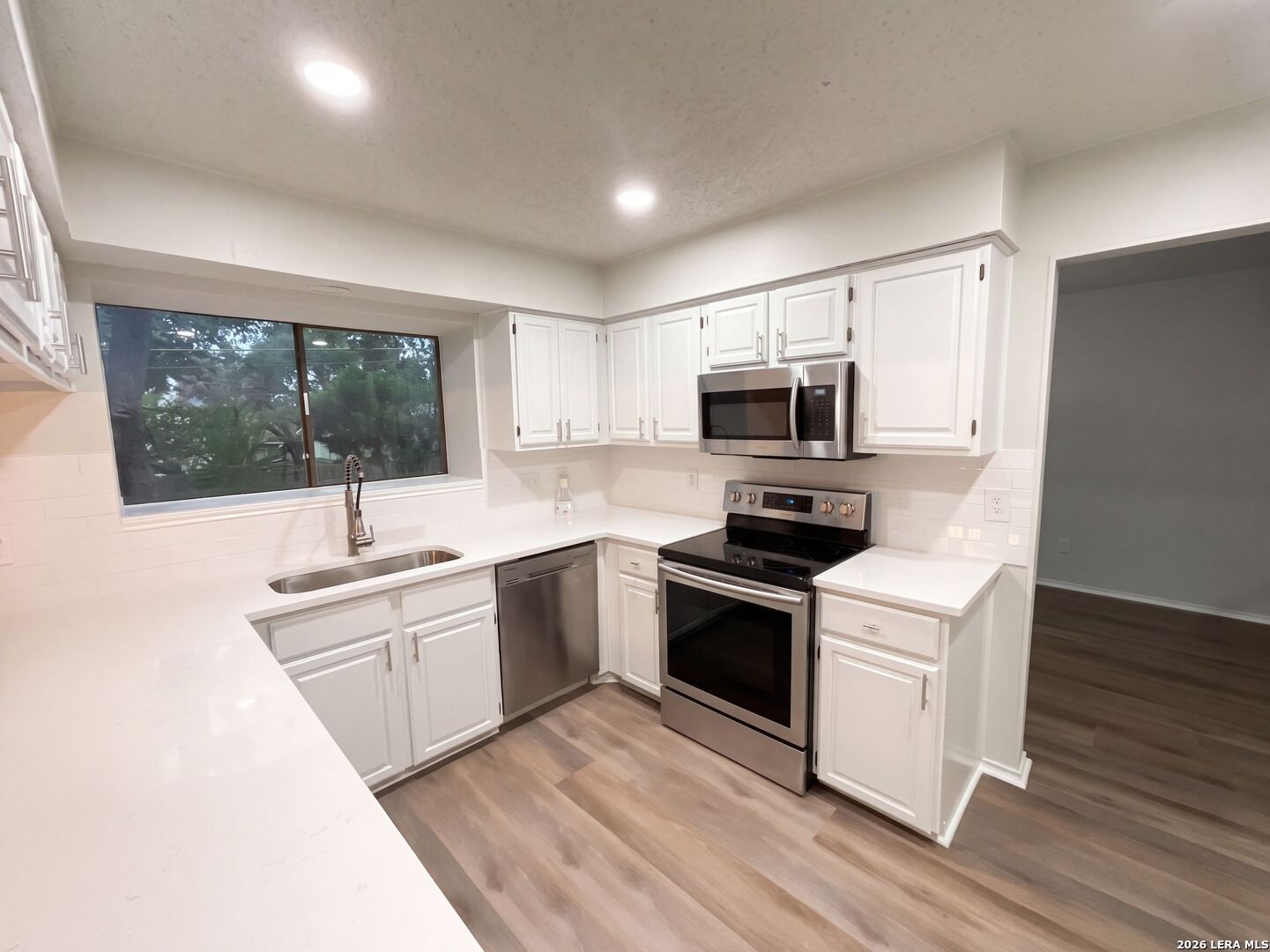 7724 Benbrook San Antonio TX 78250