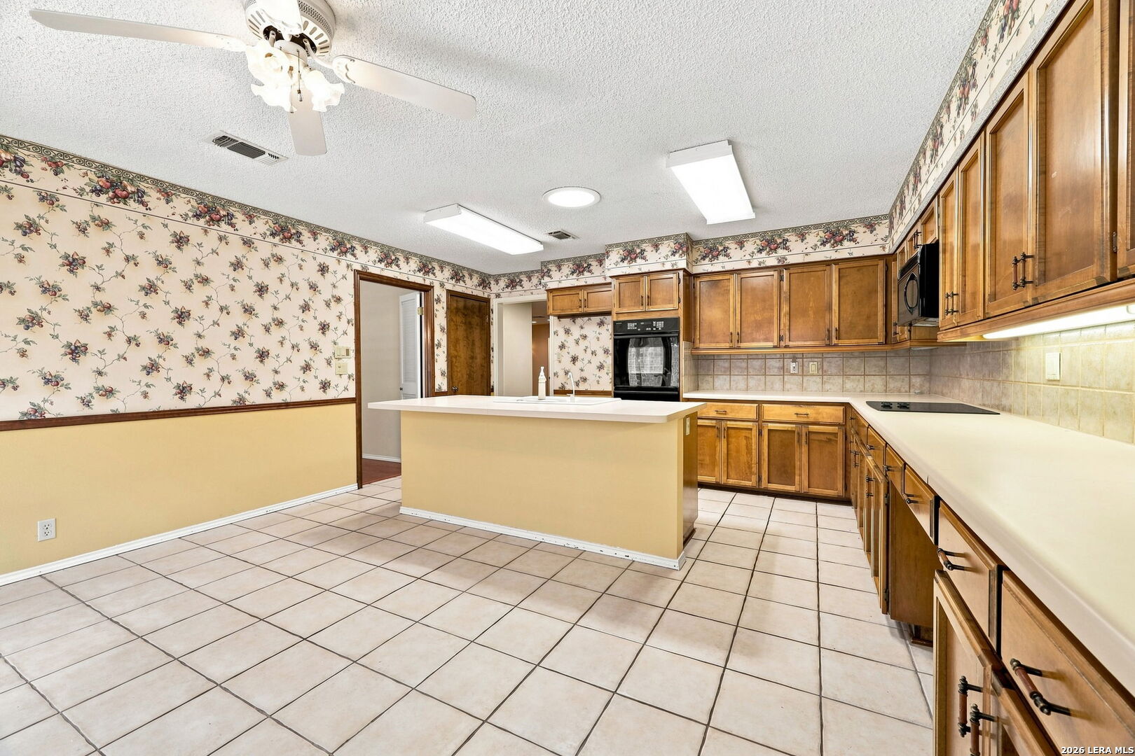 1800 Shadow Park Street San Antonio TX 78232