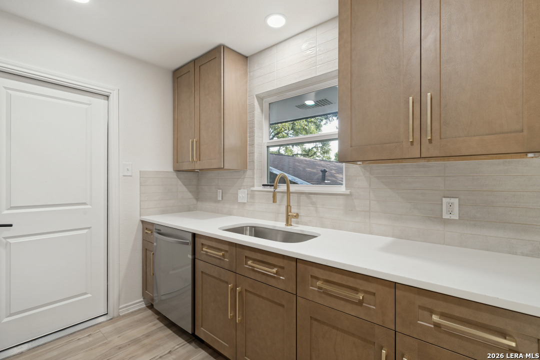 622 Mauze San Antonio TX 78216