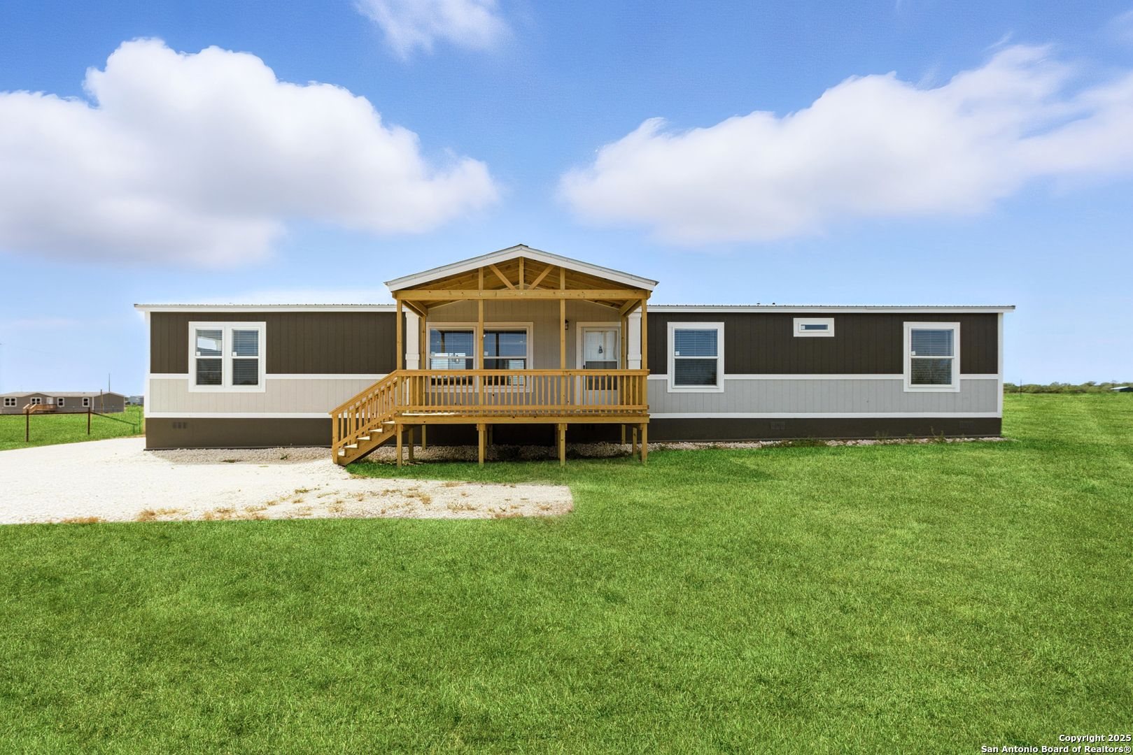 2479 Fm 1332 Jourdanton TX 78026