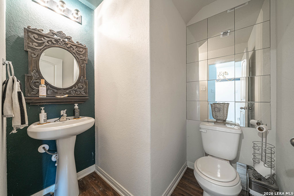 6710 Sabinal San Antonio TX 78252