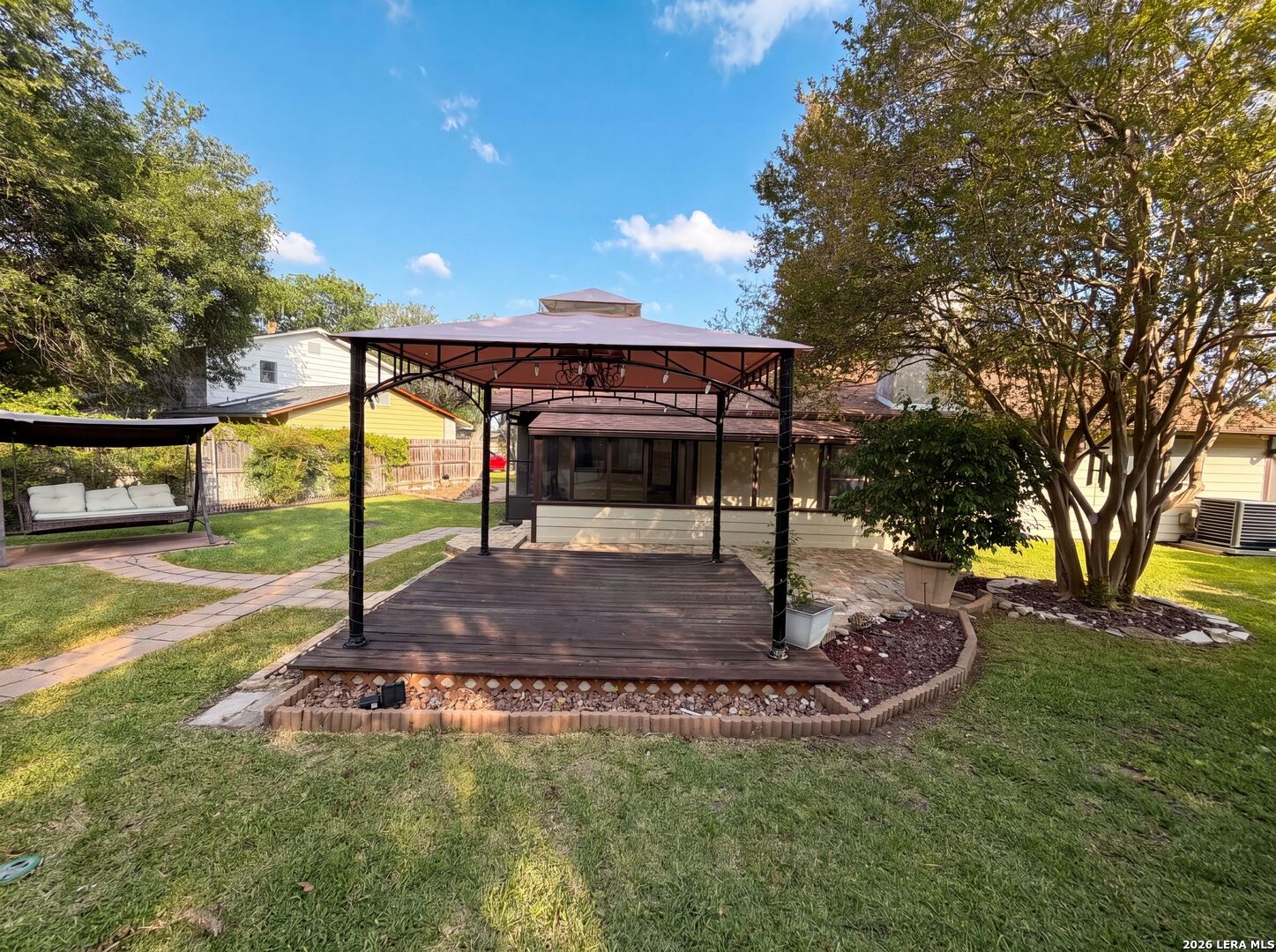 8023 Shadow Forest San Antonio TX 78239