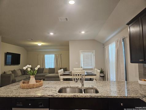 8235 Glasgow San Antonio TX 78223