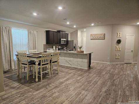 8235 Glasgow San Antonio TX 78223