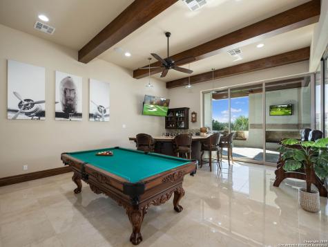 131 Champions Bend San Antonio TX 78258