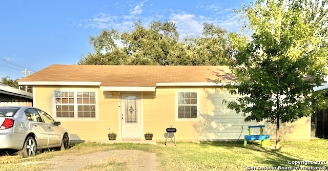 304 Perez Street Uvalde TX 78801