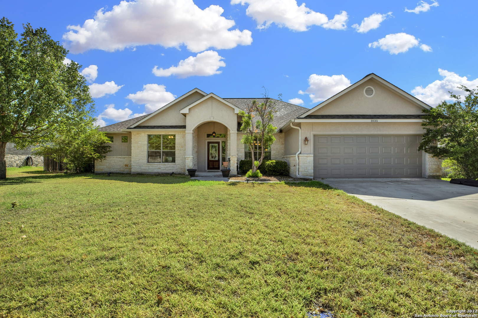 1035 Creek Run Kerrville TX 78028