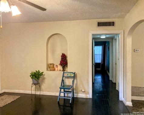 724 Holmgreen San Antonio TX 78220