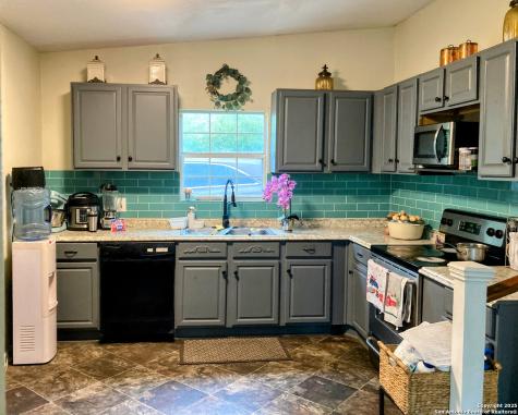 724 Holmgreen San Antonio TX 78220