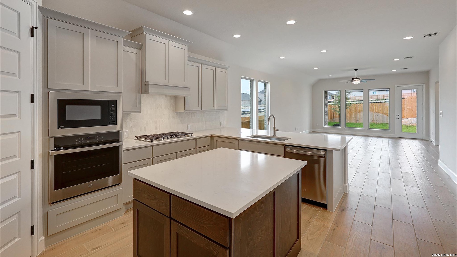 4213 Mountain Ash San Antonio TX 78245