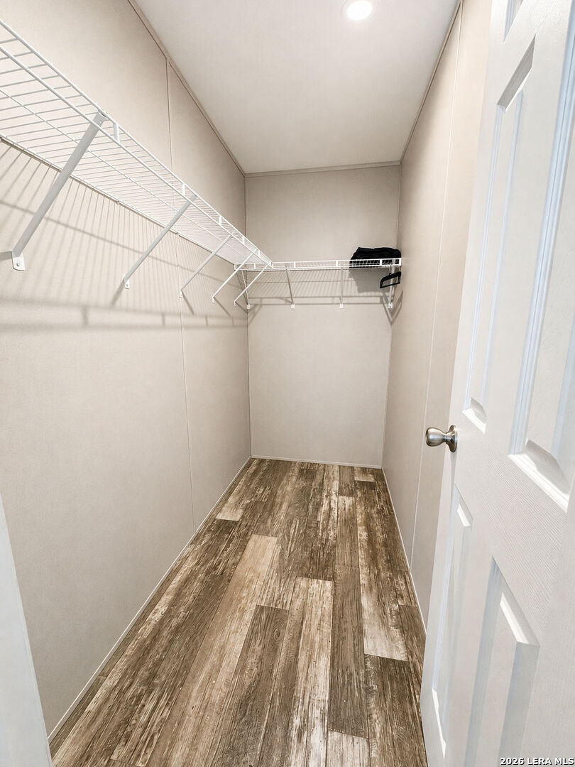 1685 County Road 5715 Natalia TX 78059