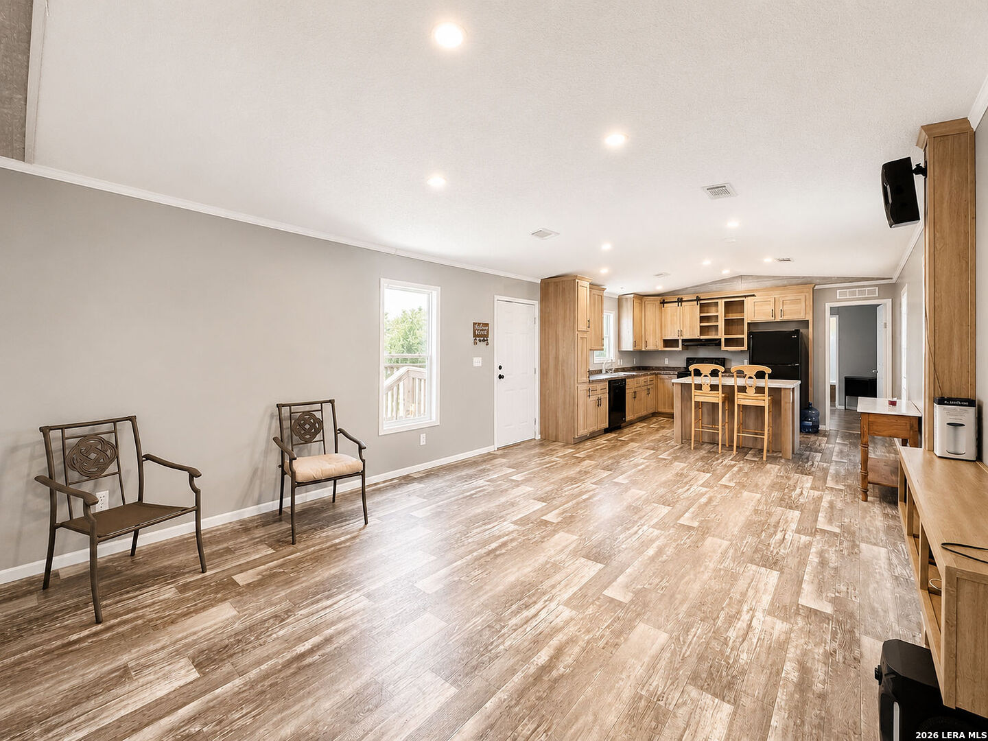 1685 County Road 5715 Natalia TX 78059