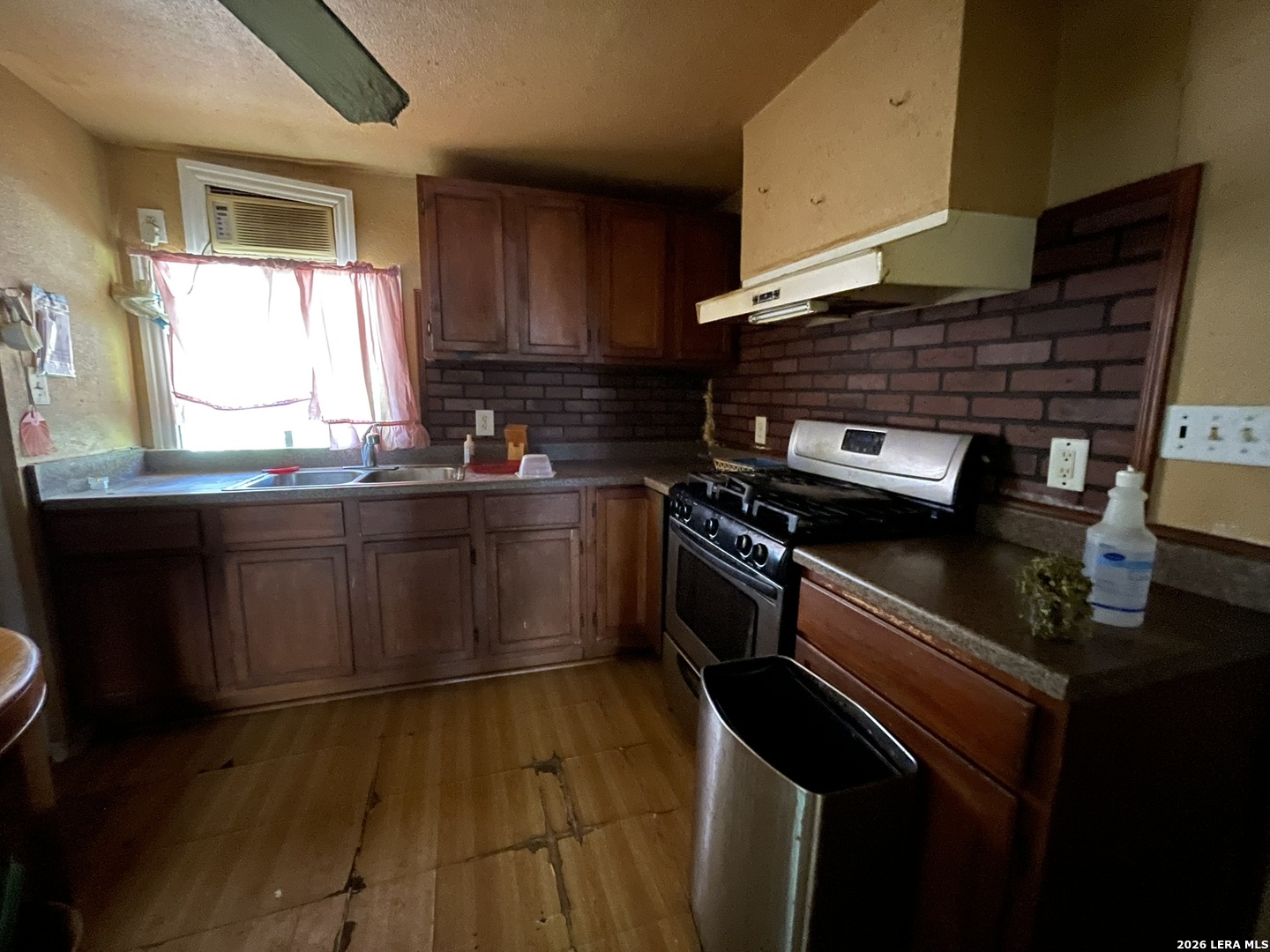 330 Bradley Street San Antonio TX 78211
