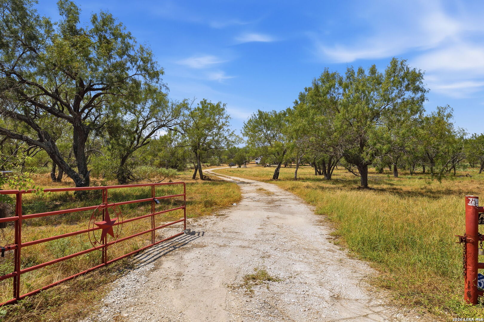 994 Quail Run Lytle TX 78052