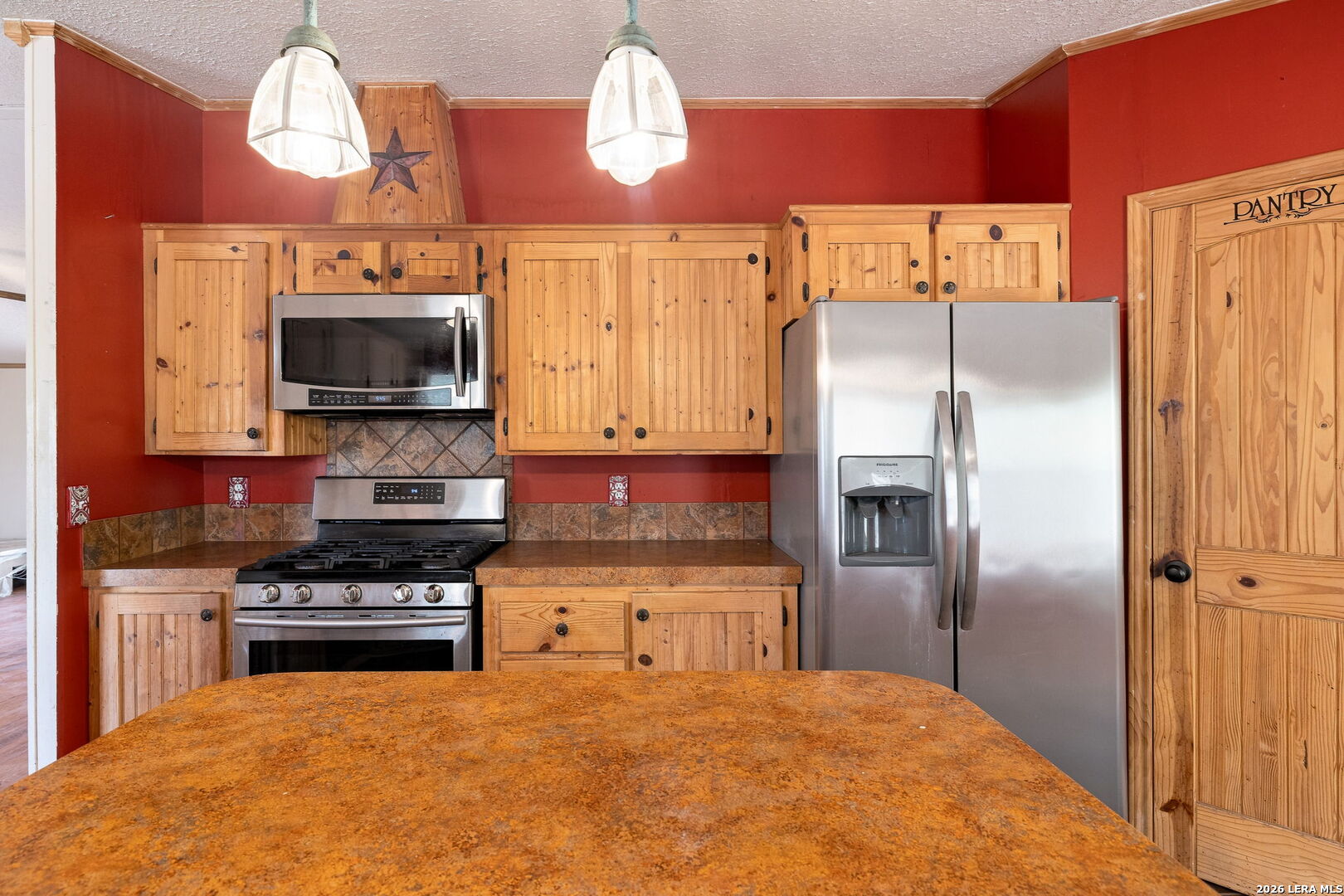 994 Quail Run Lytle TX 78052